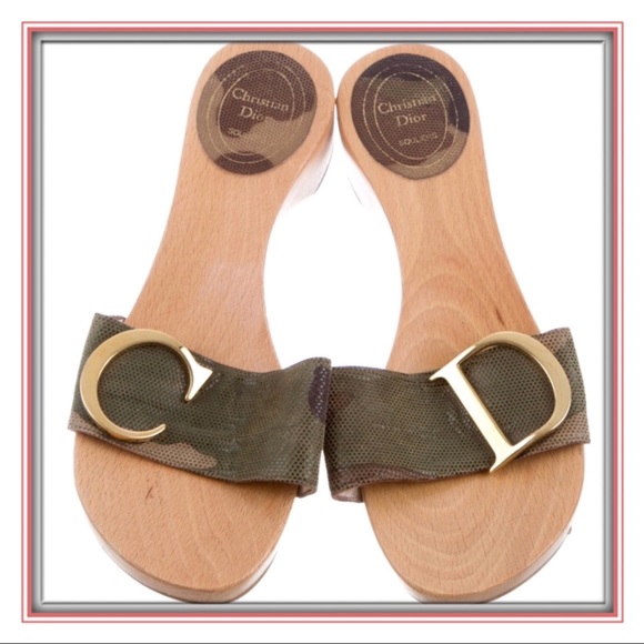 ❤️CHRISTIAN DIOR SANDALS - Picture 1 of 7